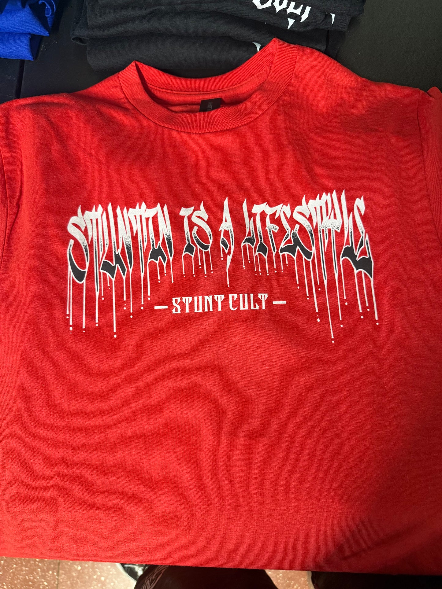Stuntin is a Lifestyle tee “RED”