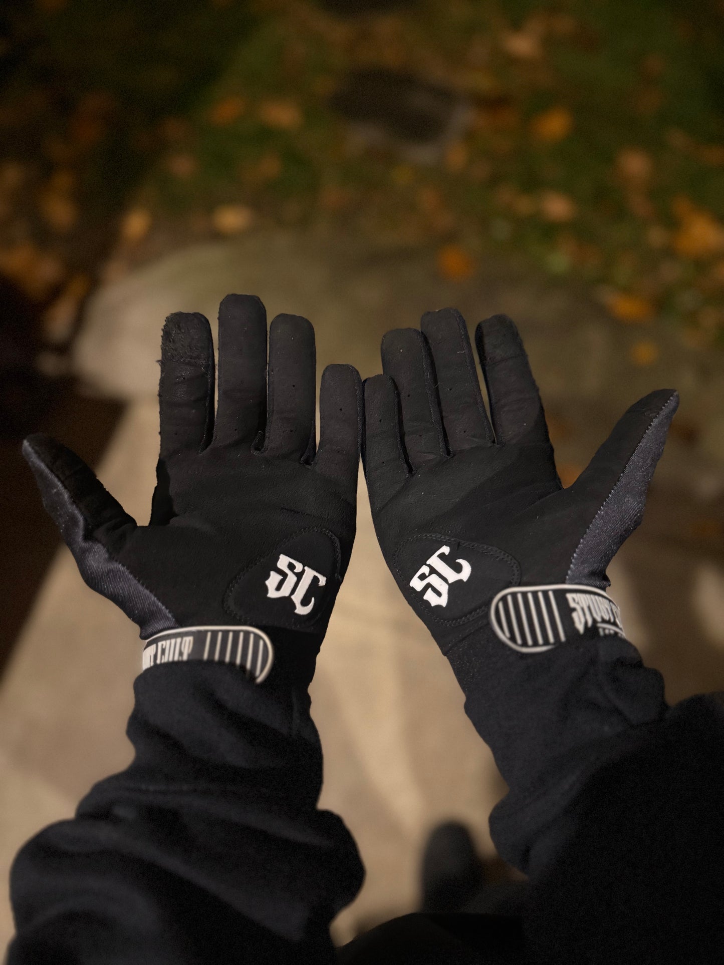 Ridin or Hidin SC gloves