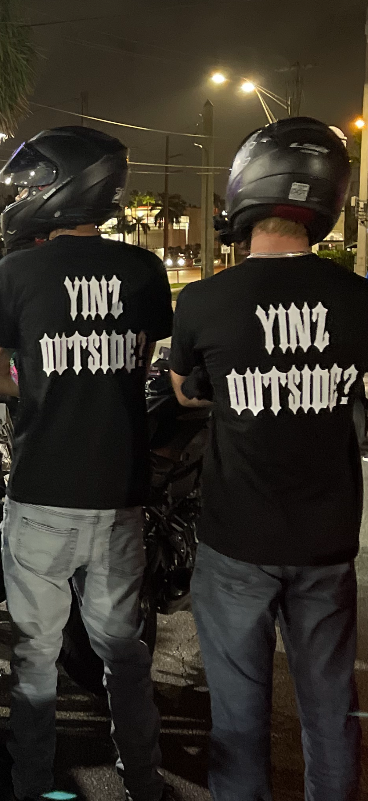 Yinz Outside? Tshirt